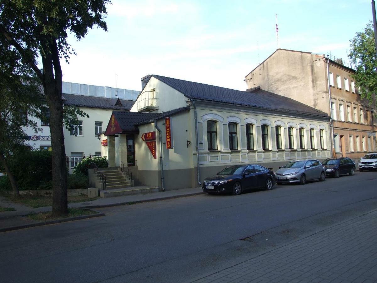 Hôtel Leo à Daugavpils Extérieur photo